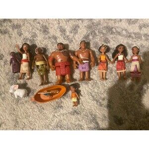 Moana Figure lot  12pc